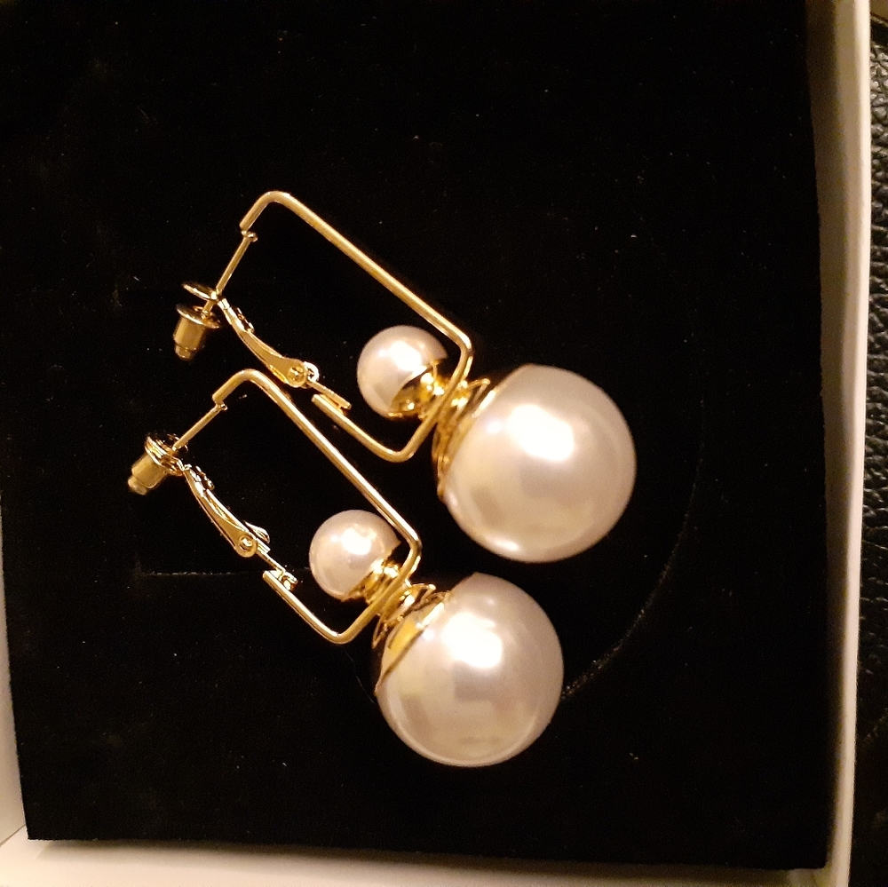 Jewelery